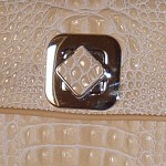 New lock twist closures for handbags New twist lock closures for handbags